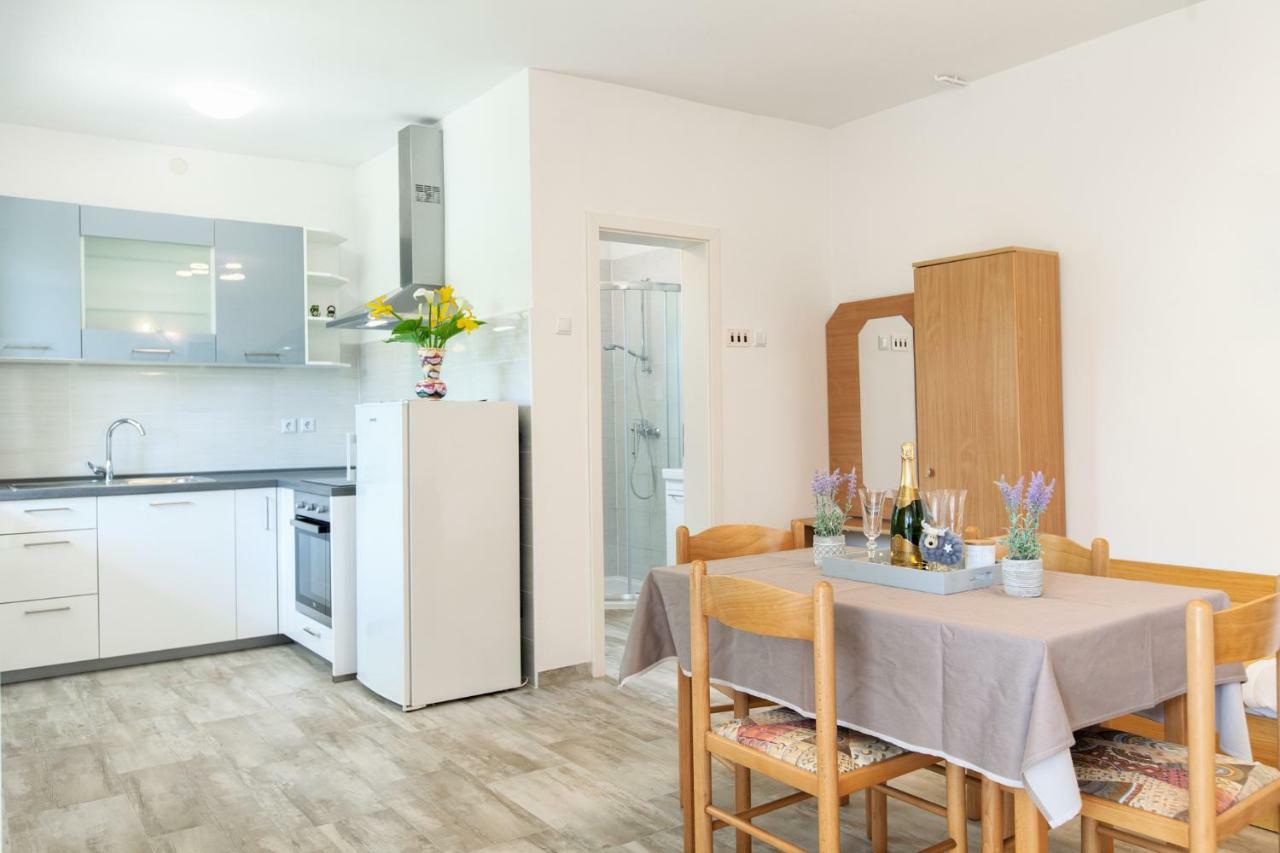 Apartment Ema Премантура Экстерьер фото